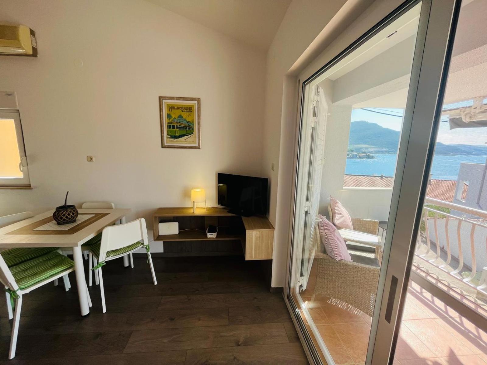 Boomerang Apartments Klek Rum bild