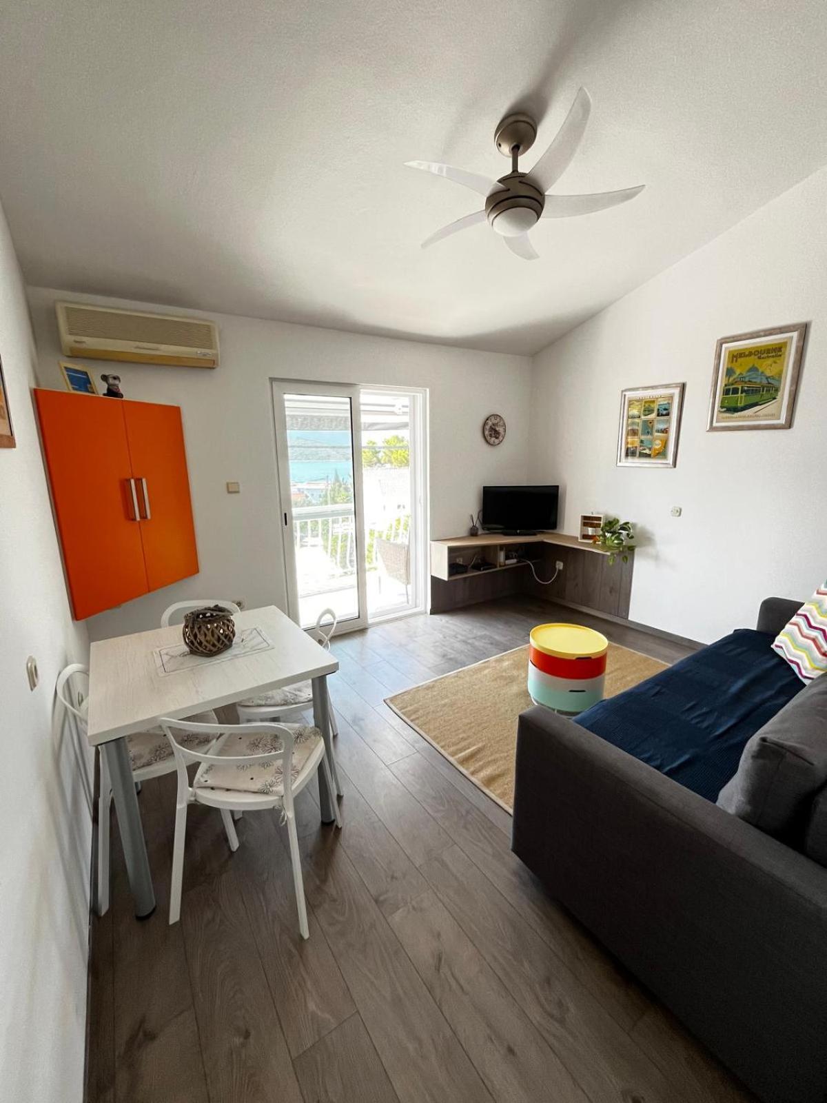 Boomerang Apartments Klek Rum bild